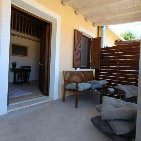 Maniaveta's House Vakantiehuis